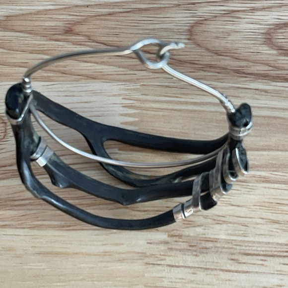 Vintage Black Coral Bracelet Silver Tone Wrapped Sz 6.5 Artist Made - Picture 5 of 16